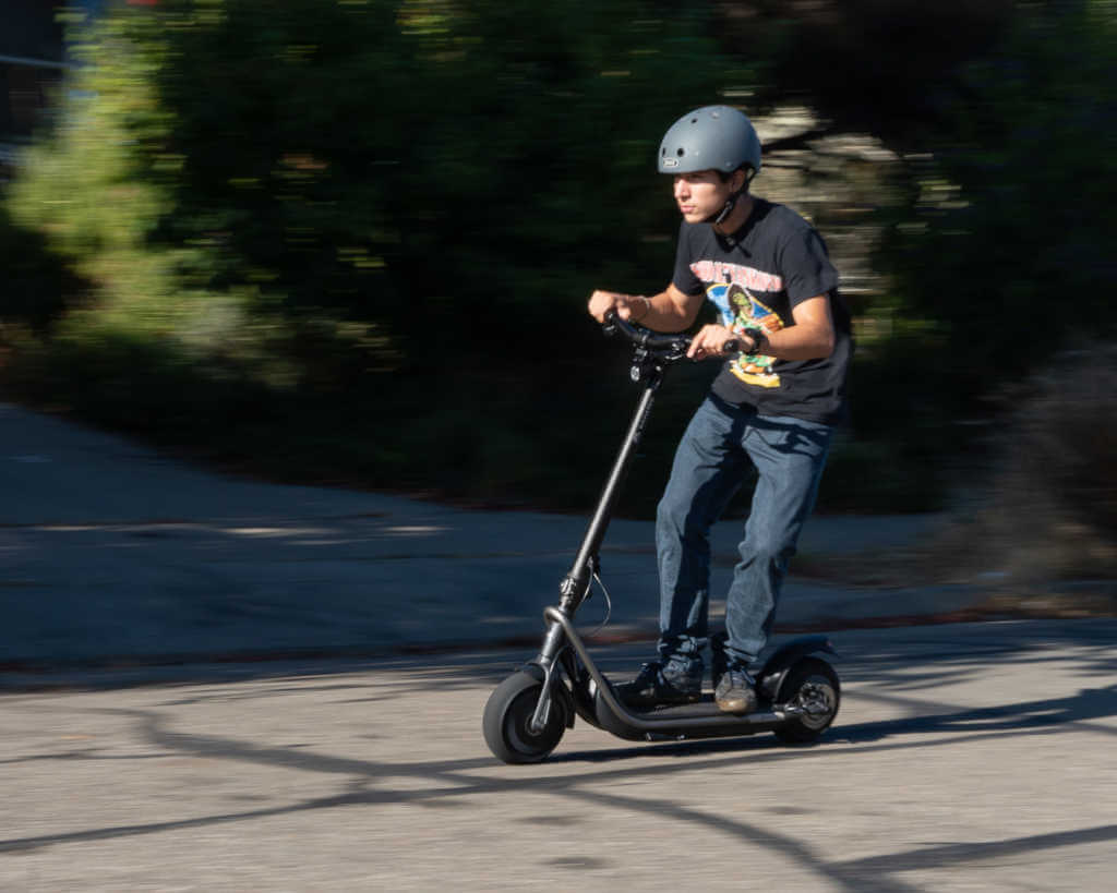 Parasit favor Sobriquette Boosted Rev Review: the Electric Scooter That Killed Boosted » Electric  Scooter Guide