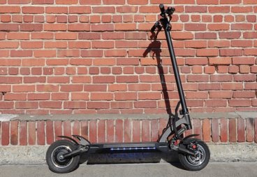 Kaabo Mantis electric scooter