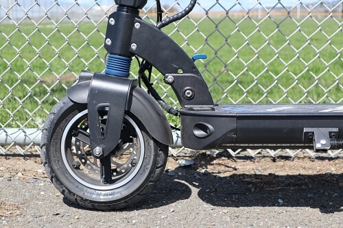 Profile of electric scooter front wheel and tire