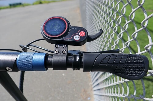 Explore scooter handlebars with LCD and brake lever