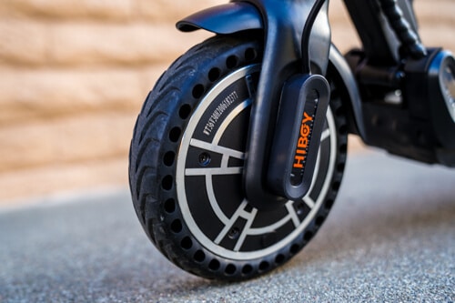 Hiboy Max V2 electric scooter front solid tire, close-up