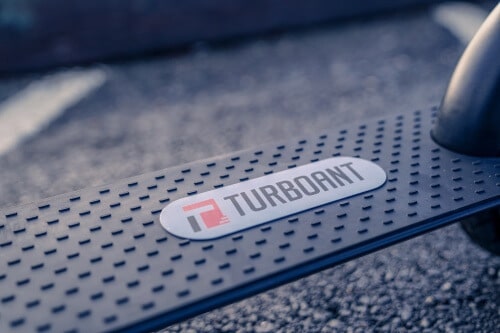 TurboAnt X7 Pro Electric Scooter -Deck, close-up of rubber tread