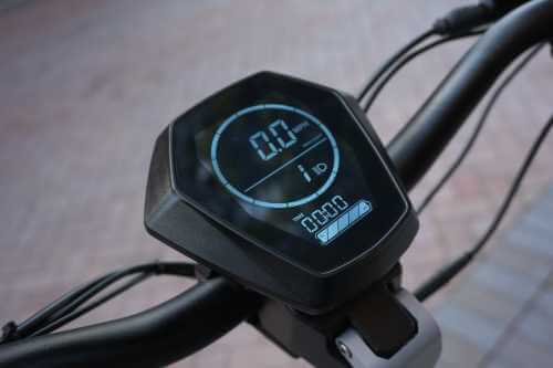 Apollo Phantom electric scooter - LCD display, display on, close-up