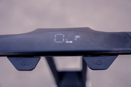 Segway Ninebot Air T15 electric scooter - cockpit, brake throttle, thumb throttle, horn controls, display, close-up