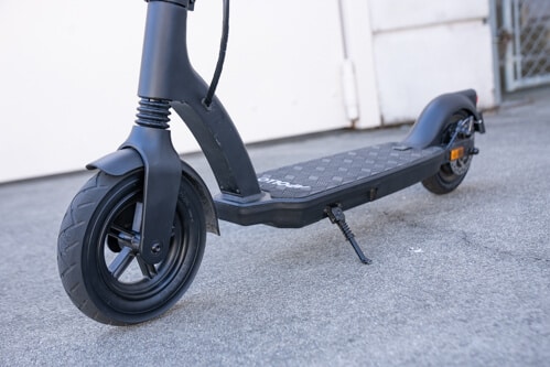 Apollo Air electric scooter - bottom half, cropped