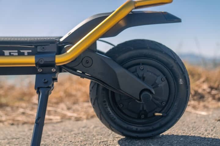Rear tires of the Wolf King GT e-scooter